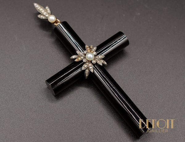 Croix Ancienne Onyx et Diamants