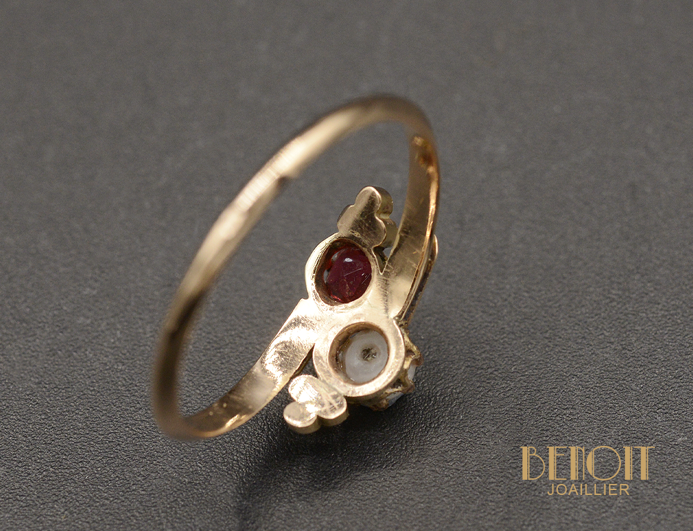 Bague Vintage Or Rose 18k Avec Rubis Et Angelots - Taille 55 - Occasion