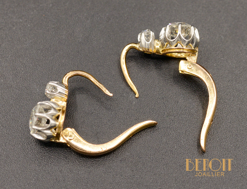 Paire de Dormeuses en Or Rose et Diamants