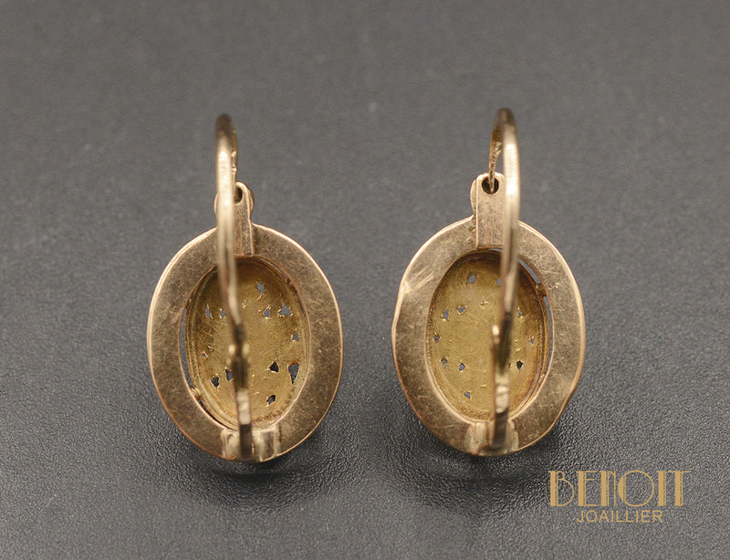 Boucles d'Oreilles Dormeuses en Or rose et Perles fines