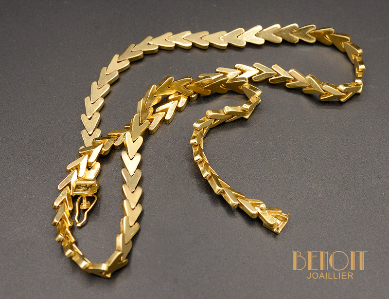 Collier Maille V en Or Jaune