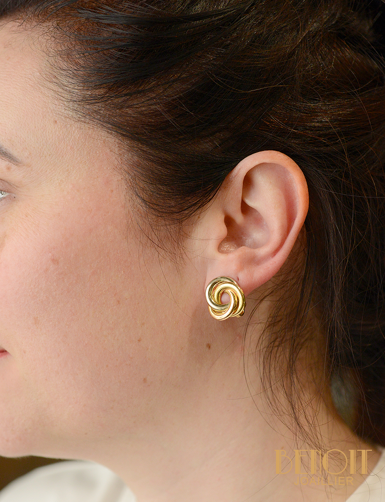 Boucles d'oreilles Fleur Vintage en Or – Bijoux de Bella Boucles d'oreilles Fleur Vintage en Or – Bijoux de Bella