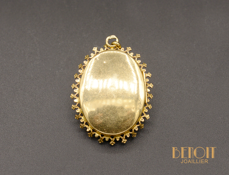 Pendentif Ouvrant Or Jaune et Perle Fine