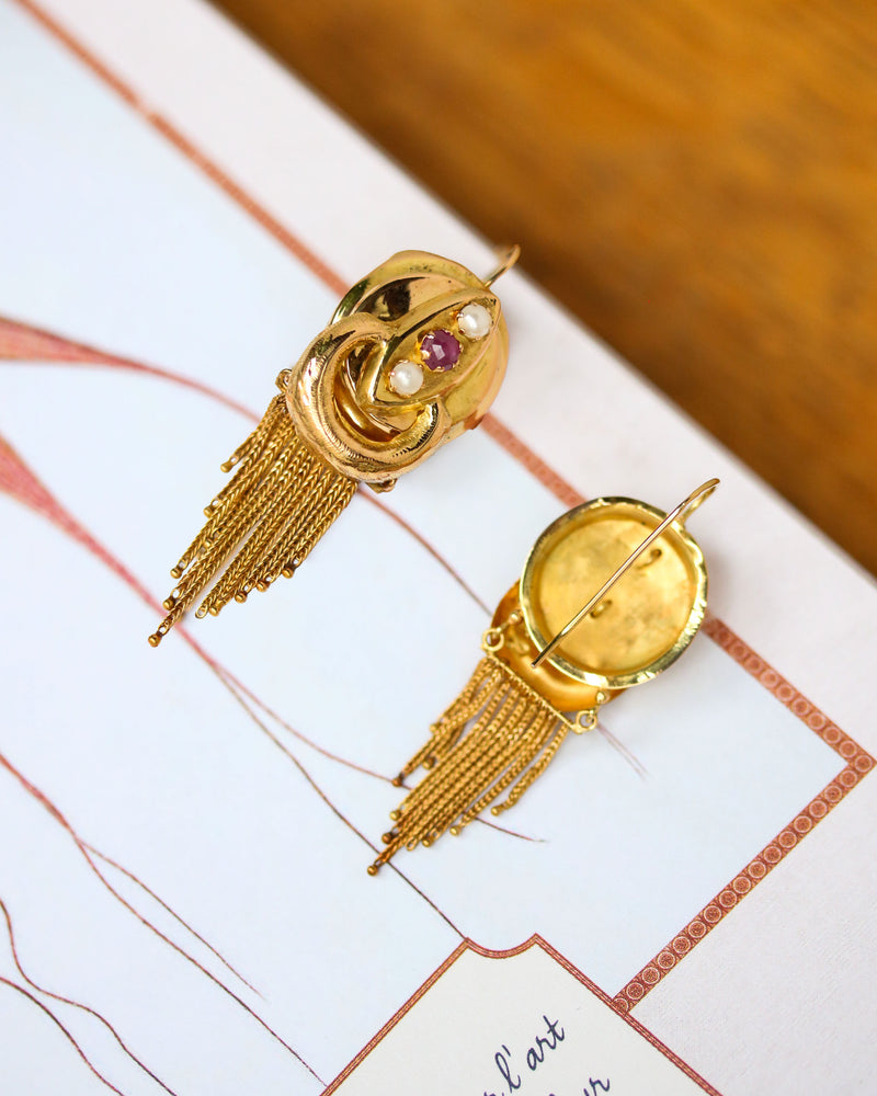 Paire de Boucles d'Oreilles Napoléon III Perles fines Rubis