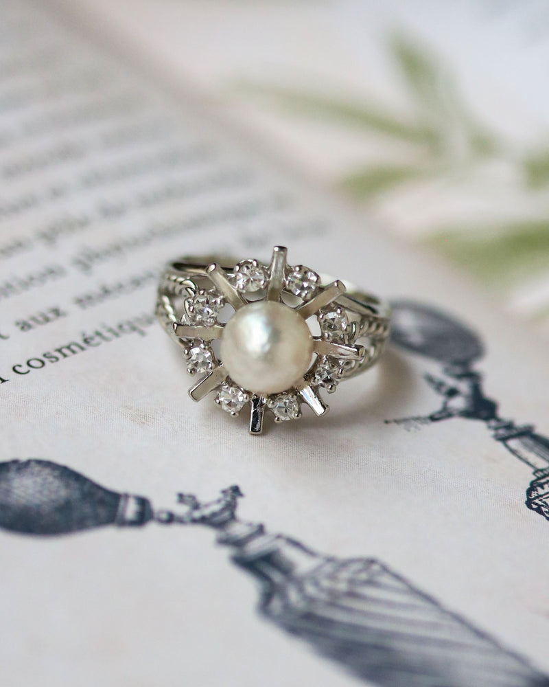 Bague Marguerite Or Blanc Perle et Diamants