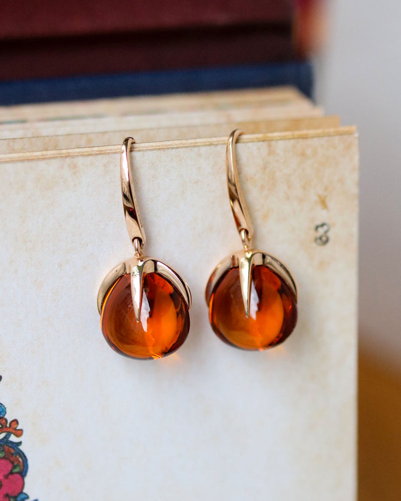 Paire de Boucles d'Oreilles signées "Pomellato" Or rose et Quartz de Madère