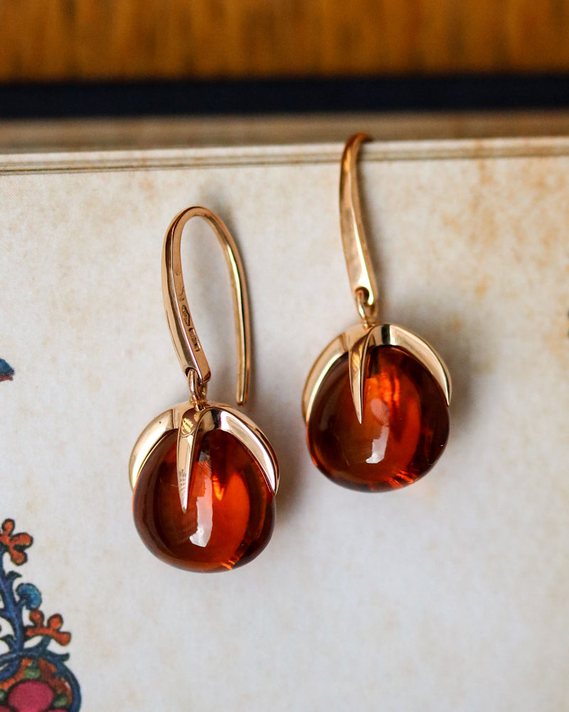 Paire de Boucles d'Oreilles signées "Pomellato" Or rose et Quartz de Madère