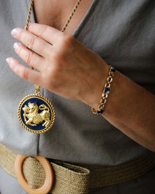 Médaille signe Zodiaque Taureau signé Van Cleef & Arpels