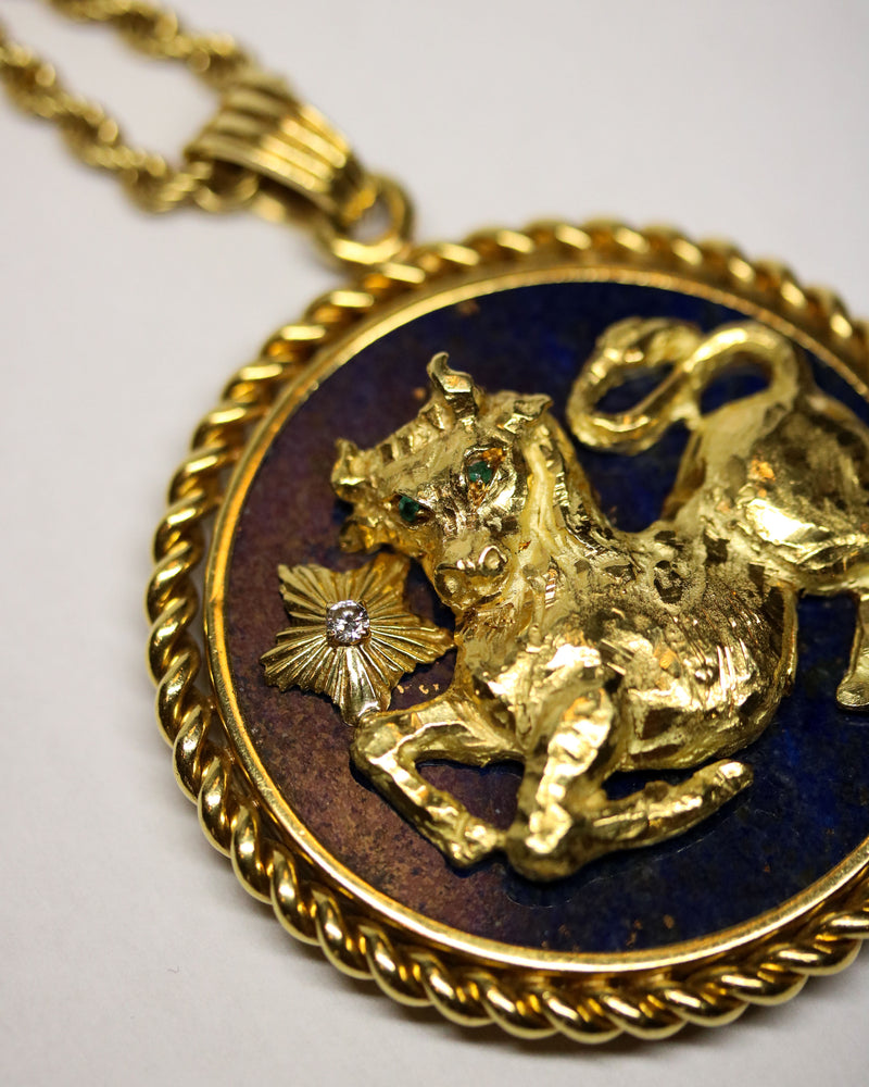 Médaille signe Zodiaque Taureau signé Van Cleef & Arpels