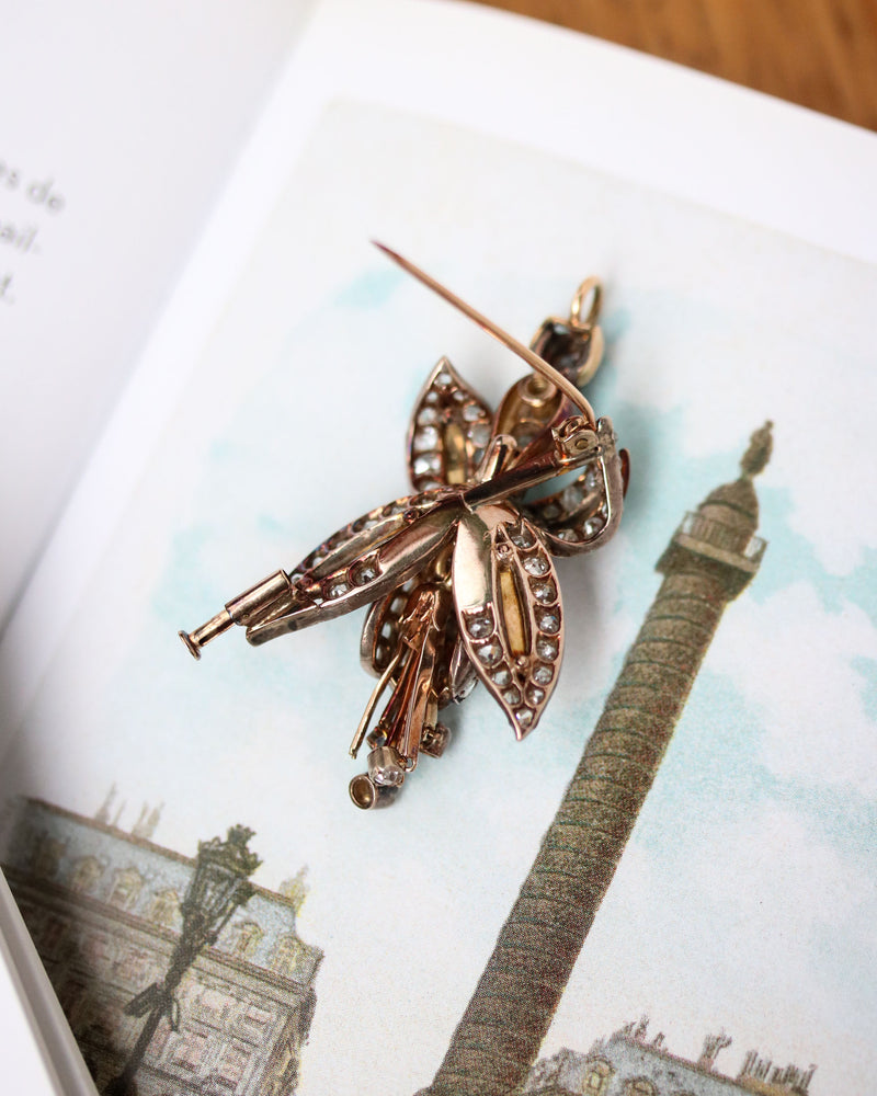 Pendentif et Boche Fleur Fuchsia Or rose Argent Diamants