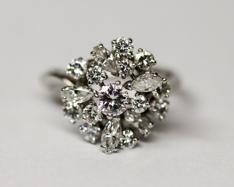 Bague Marguerite cocktail Or blanc Platine Diamants