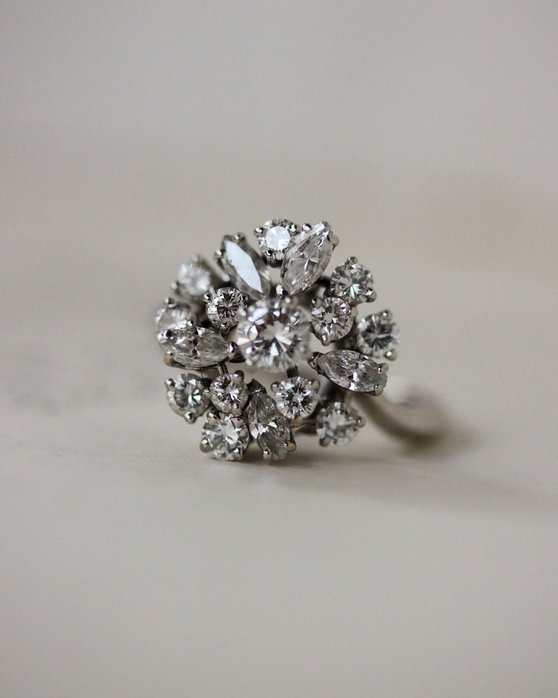 Bague Marguerite cocktail Or blanc Platine Diamants