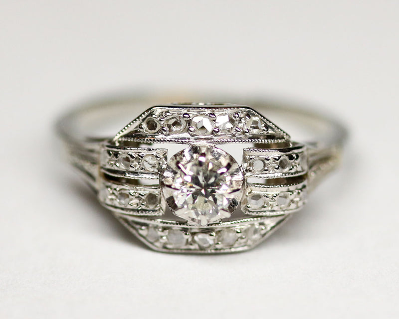 Bague Art Déco Or blanc Platine Diamant