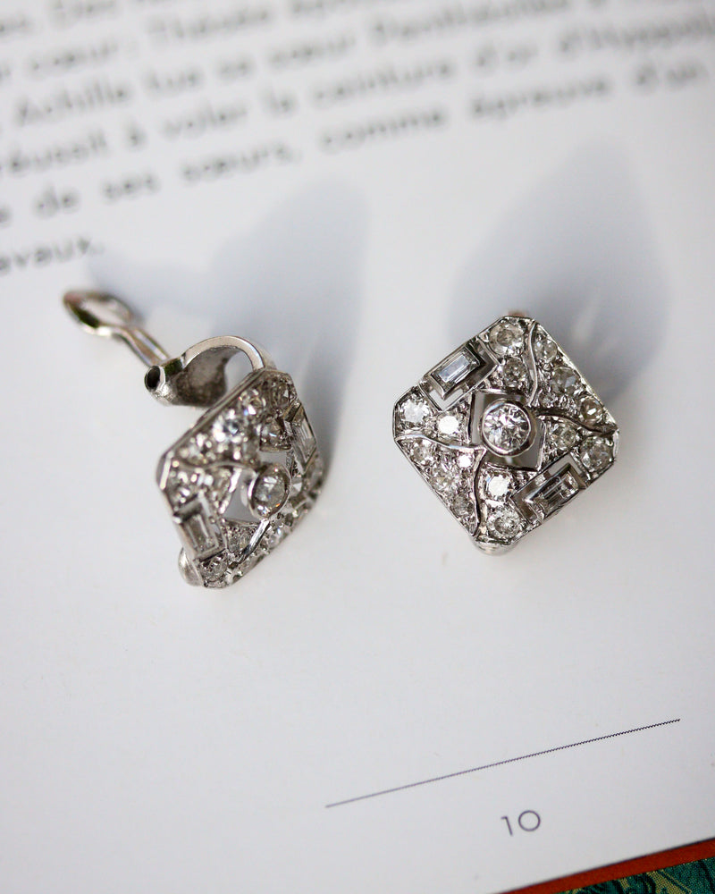 Paire de Boucles d'oreilles Art Déco Or et Diamants