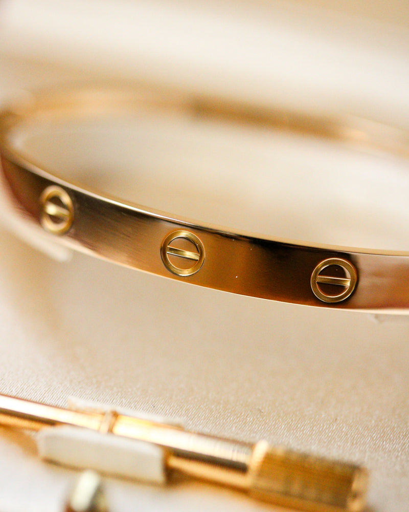 Bracelet Love Moyen signé "Cartier" Or Jaune