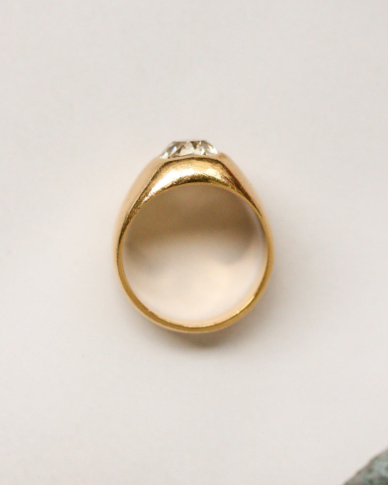 Bague Jonc Or Jaune et Diamant Taille Coussin