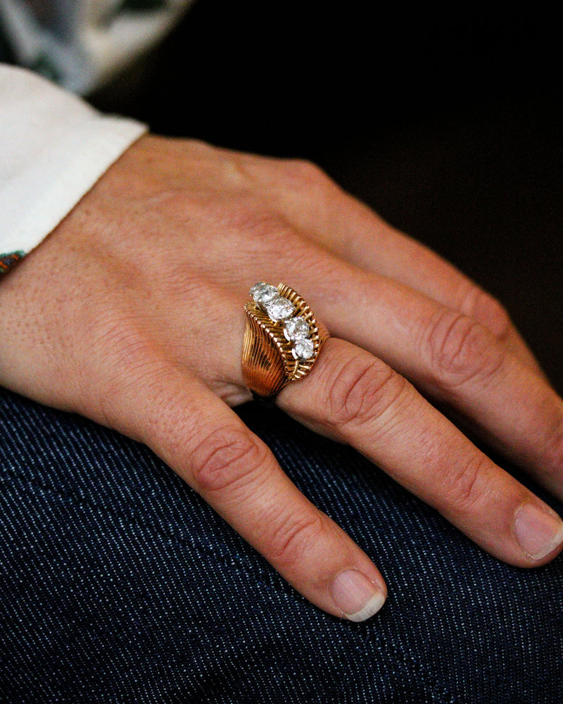 Bague 1950 Or jaune et Platine et Diamants Taille Coussin