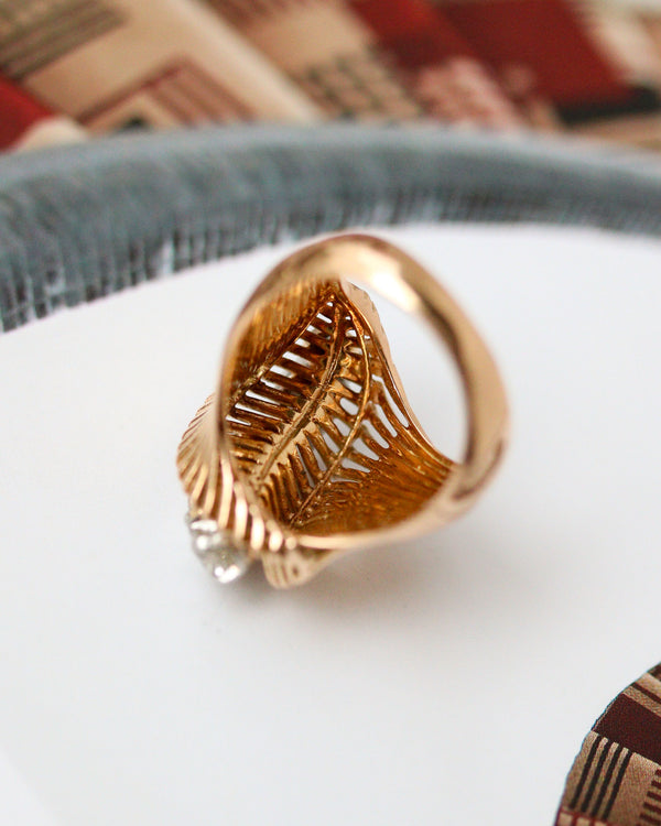 Bague 1950 Or jaune et Platine et Diamants Taille Coussin