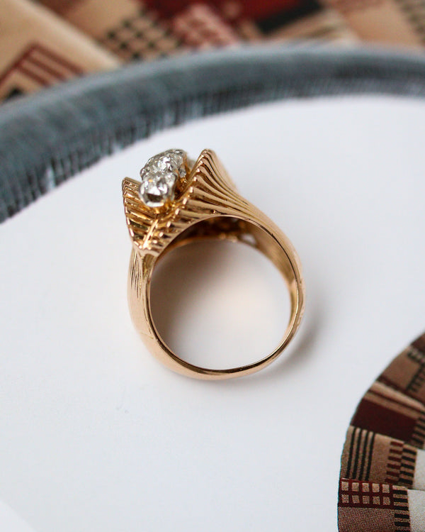 Bague 1950 Or jaune et Platine et Diamants Taille Coussin