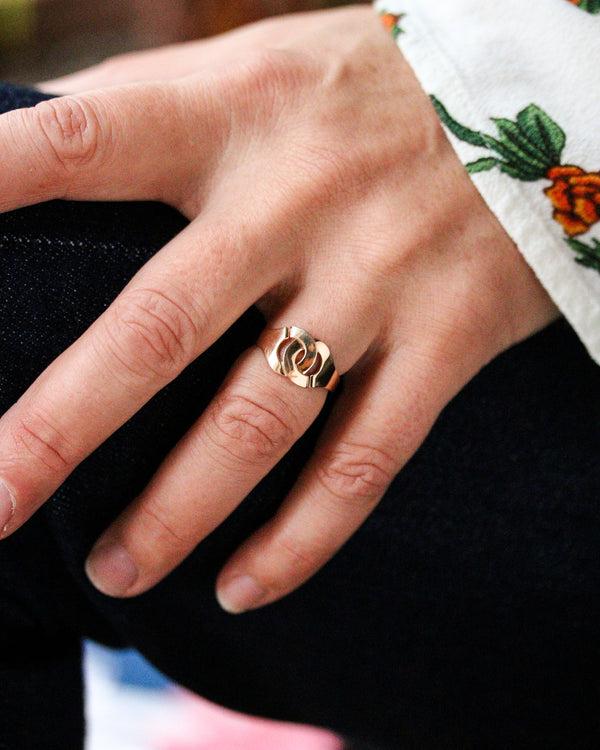 Bague "Menottes" Or Rose Signée Dinh Van