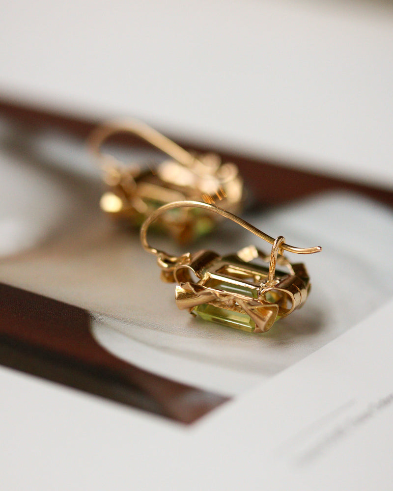 Paire de boucles d'Oreilles 1940 Or Rose et Fluorite