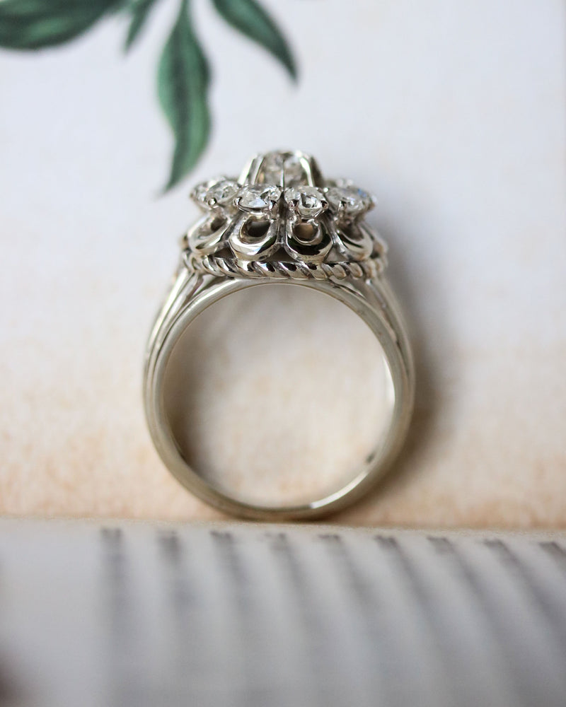 Bague cocktail Marguerite 1950 Or Diamants