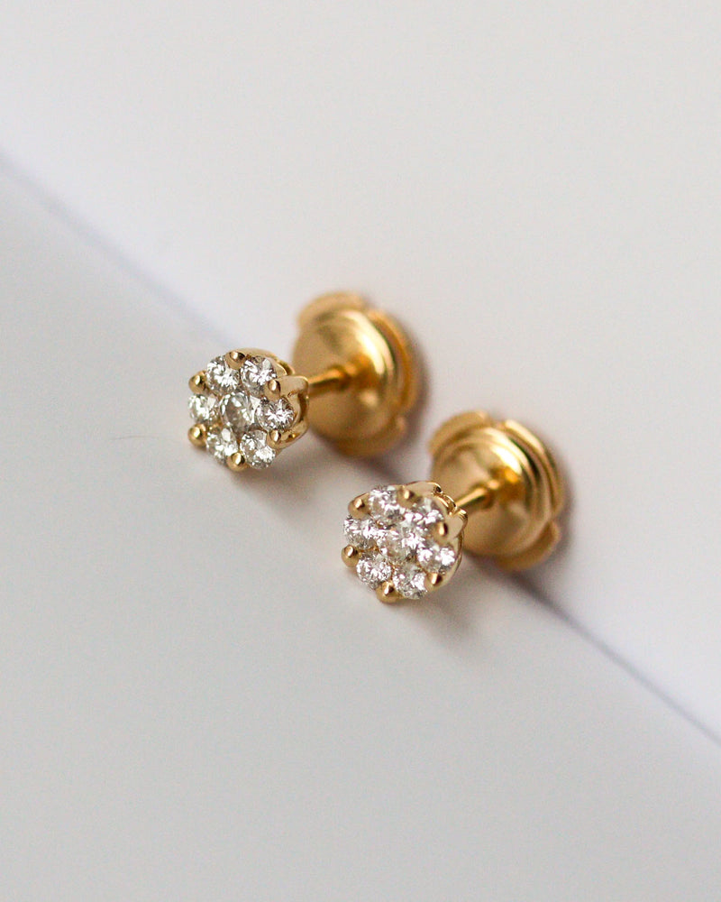 Paire de Puces d'oreilles Marguerite Or Jaune et Diamants