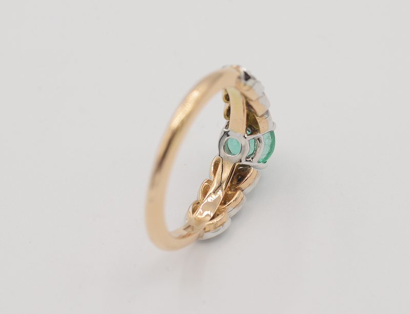 Bague Benoit Joaillier "Laurier Emeraude et Diamants"