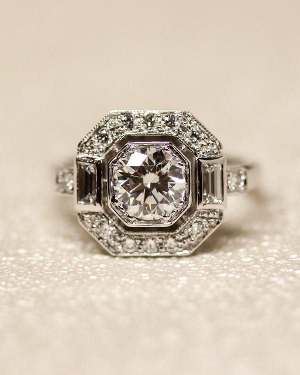 Bague Création Benoît Joaillier "Carré Pans Coupés" Diamant 1ct Certifié