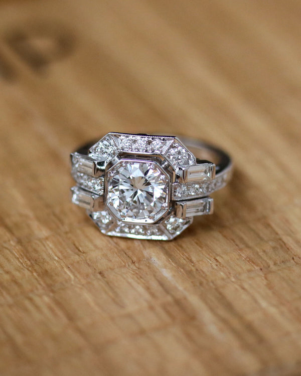 Bague Création Benoit Joaillier "Carrée Pans Coupés Doubles Baguettes" Diamant 1.24 ct