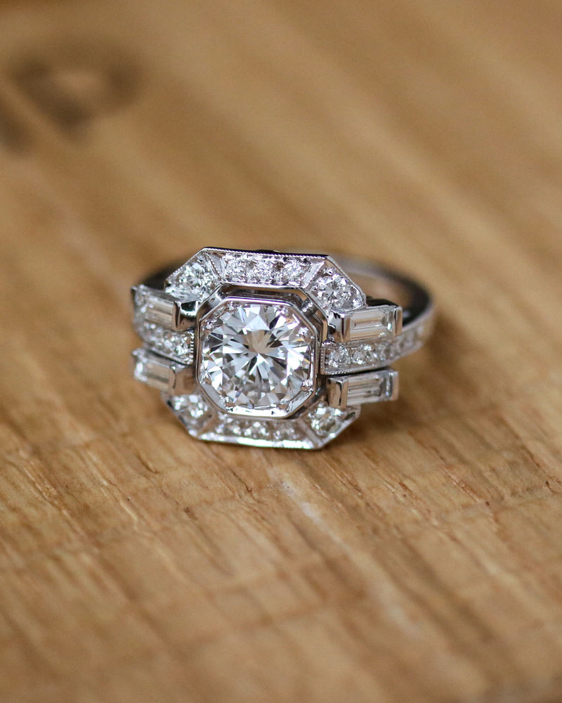 Bague Création Benoit Joaillier "Carrée Pans Coupés Doubles Baguettes" Diamant 1.24 ct