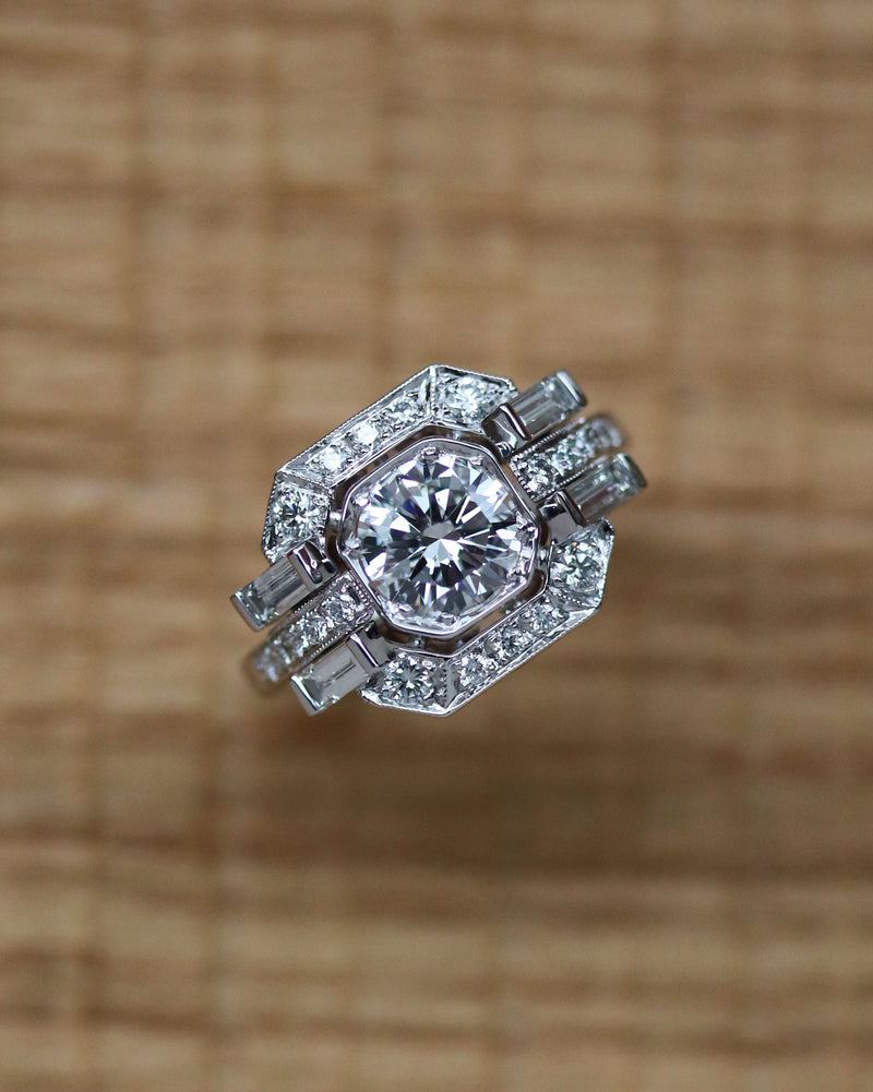Bague Création Benoit Joaillier "Carrée Pans Coupés Doubles Baguettes" Diamant 1.24 ct