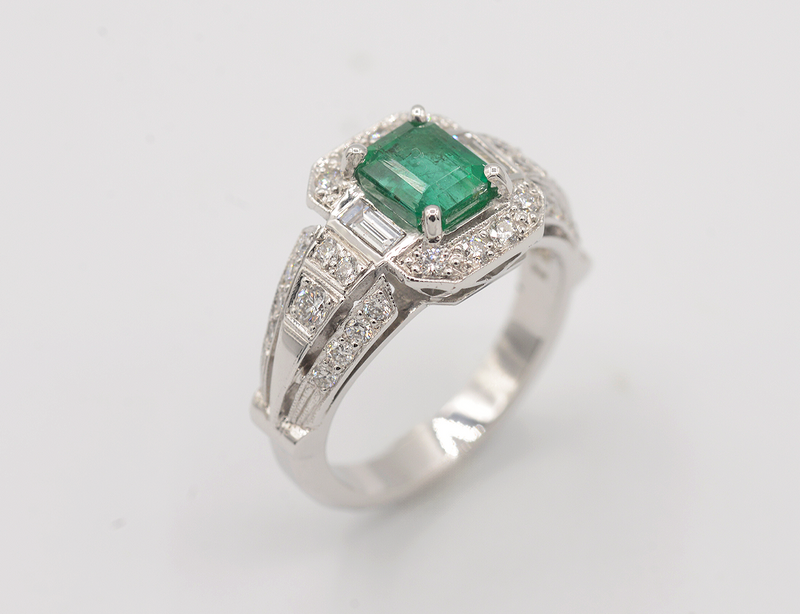 Bague Benoit Joaillier "Rectangle Emeraude et Diamants"