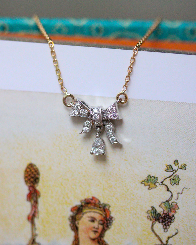 Pendentif Création Benoit Joaillier "Noeud Style Art Déco" Or Blanc et Jaune