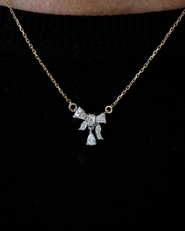 Pendentif Création Benoit Joaillier "Noeud Style Art Déco" Or Blanc et Jaune