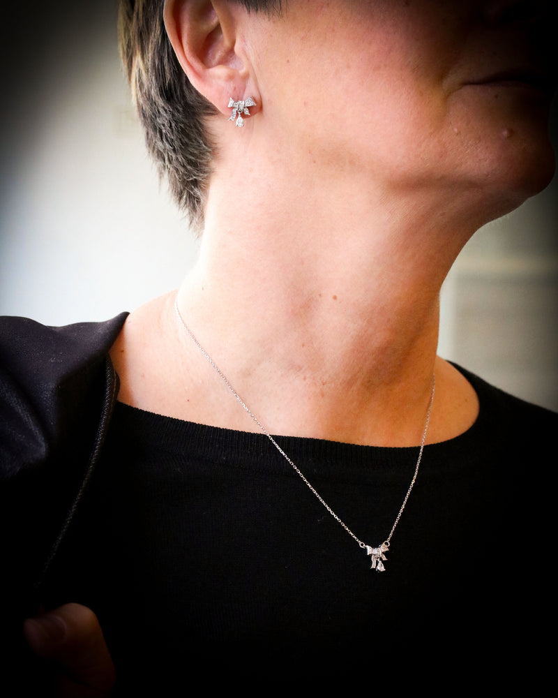 Pendentif Création Benoit Joaillier "Noeud Style Art Déco" Or Blanc