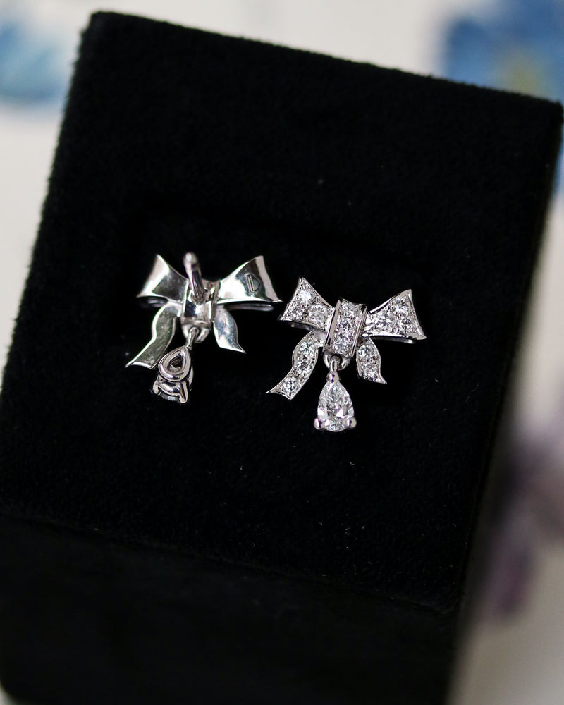 Boucle d'Oreilles Création Benoit Joaillier "Noeuds Style Art Déco" Diamants