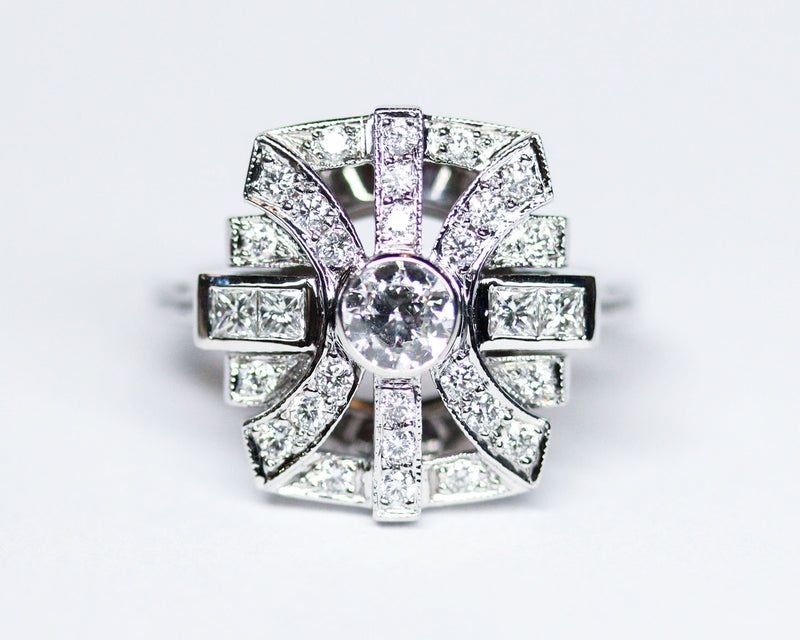 Bague Création Benoît Joaillier "Rectangle Ajouré" Diamants