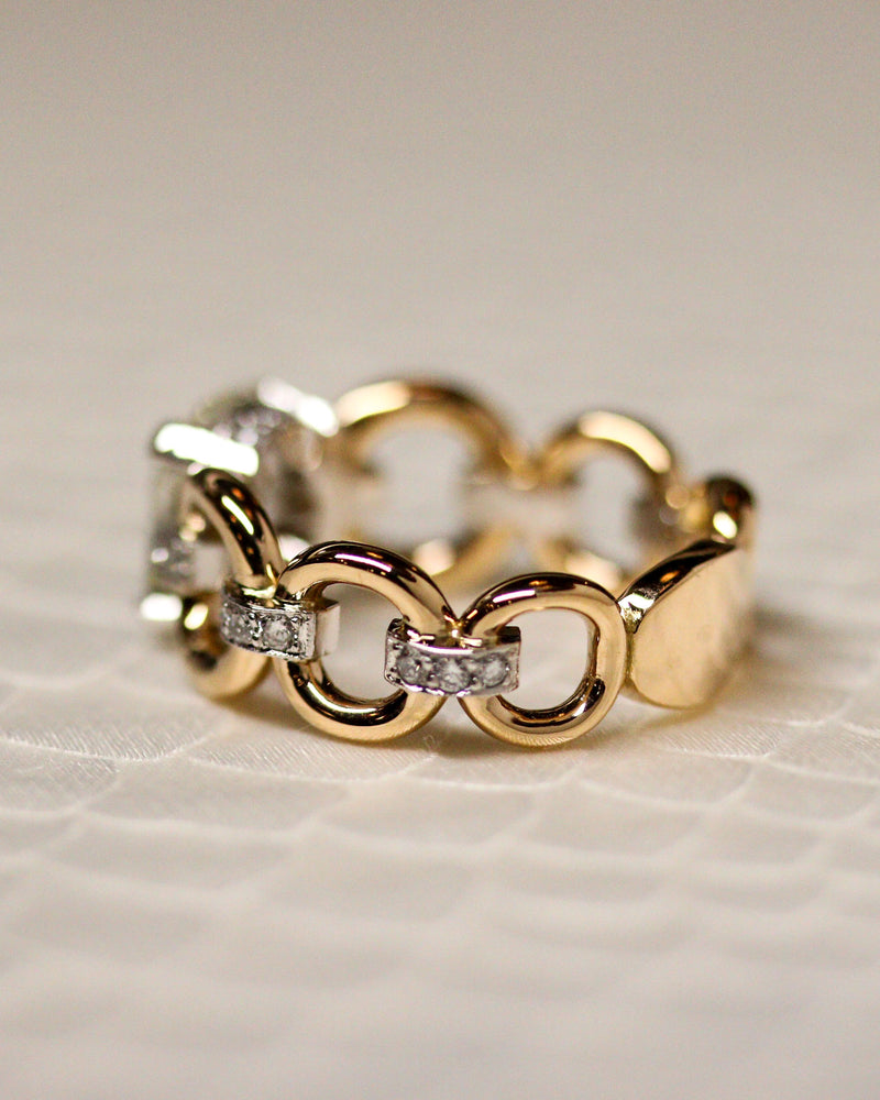 Bague Création Benoît Joaillier Solitaire "Mailles et Godrons" Diamants