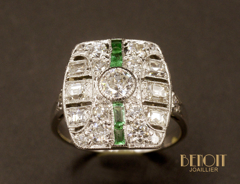 Bague Art Déco Diamants et Emeraudes