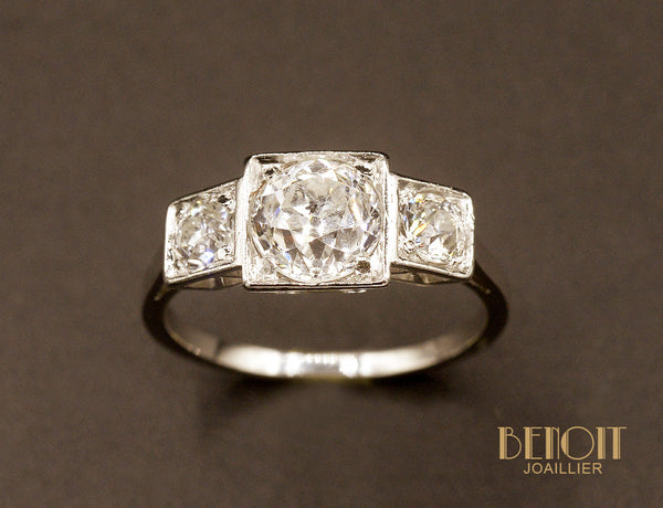Bague Platine Trilogie Diamants Art Déco