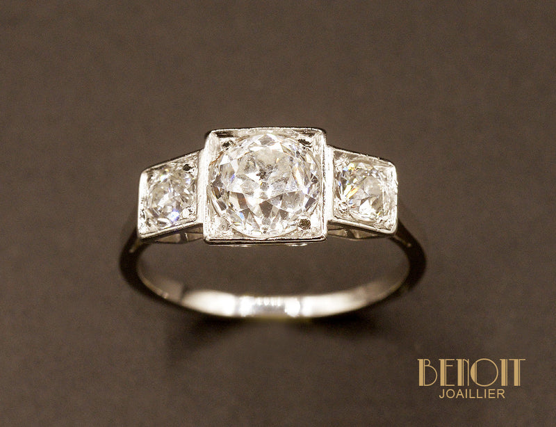 Bague Platine Trilogie Diamants Art Déco