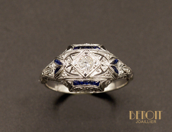 Bague Art Déco Platine Diamants et Saphirs