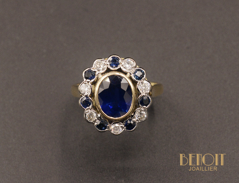 Bague pompadour saphir entourage alterné