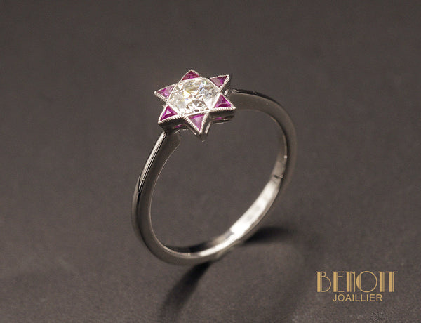 Bague solitaire Art Déco diamant et rubis