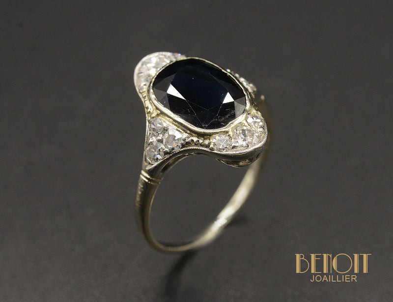 Bague Art Déco Saphir Ovale Diamants