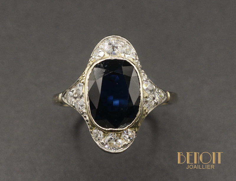 Bague Art Déco Saphir Ovale Diamants
