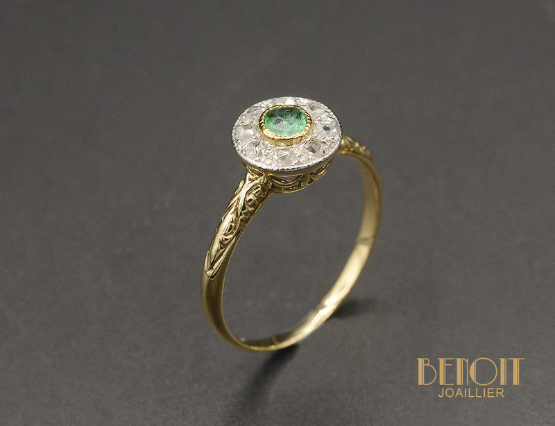 Bague Ronde Art Déco Émeraude Diamant