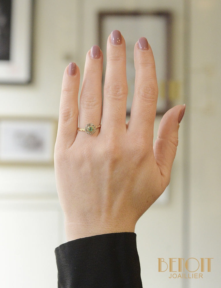 Bague Ronde Art Déco Émeraude Diamant