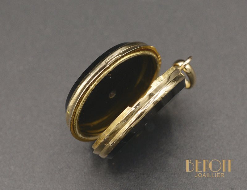 Pendentif Ouvrant Onyx